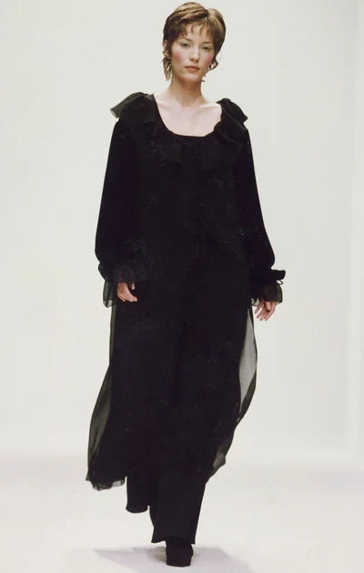 Look 10